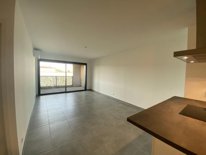 Voir la photo 1/9 du type apartment à Valence