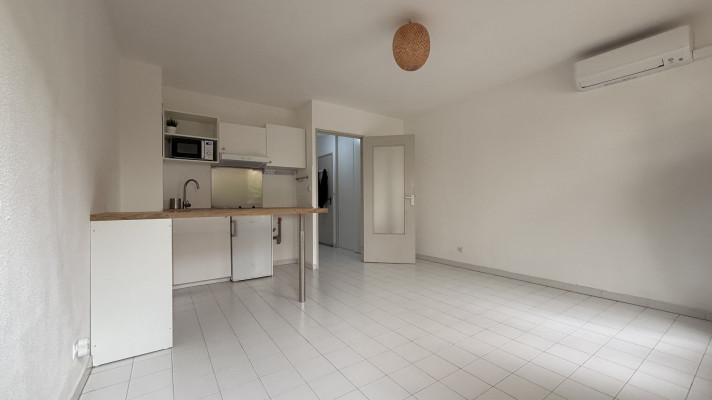 Voir la photo 1/8 du type apartment à Montpellier
