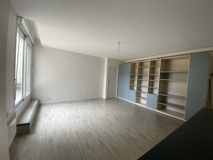 Voir la photo 1/8 du type apartment à Reims