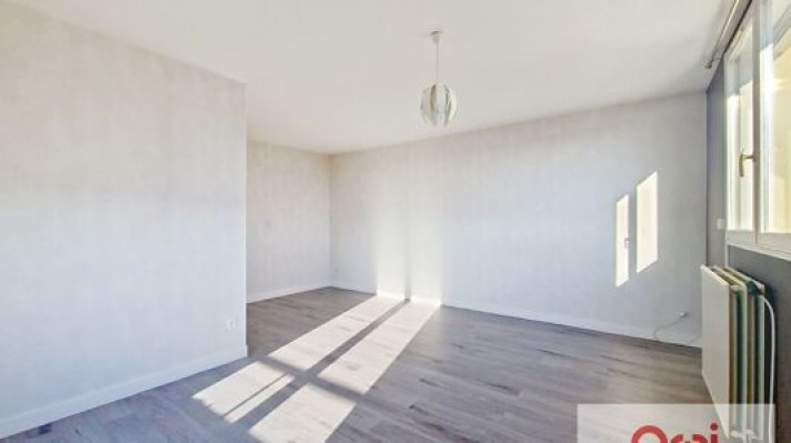 Voir la photo 1/4 du type apartment à Montluçon