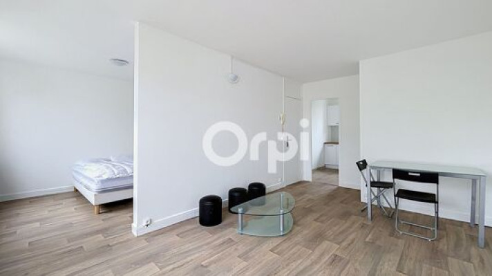 Voir la photo 1/6 du type apartment à Creil