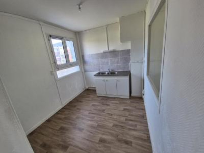 Voir la photo 1/10 du type apartment à Bogny-sur-Meuse