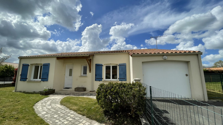 Voir la photo 1/6 du type house à La Ferrière