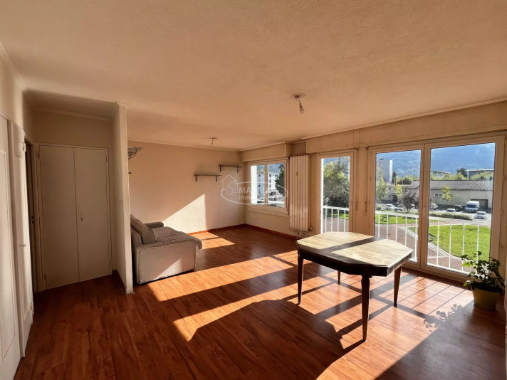 Voir la photo 1/8 du type apartment à Cluses