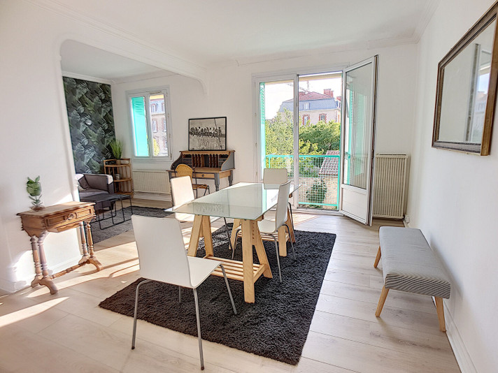 Voir la photo 1/7 du type apartment à Aix-en-Provence