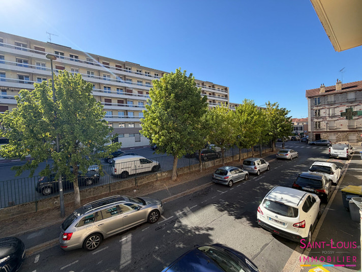 Voir la photo 1/7 du type apartment à Poissy