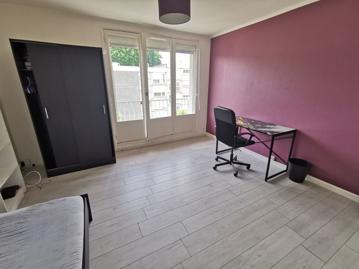 Voir la photo 1/6 du type room à Rennes
