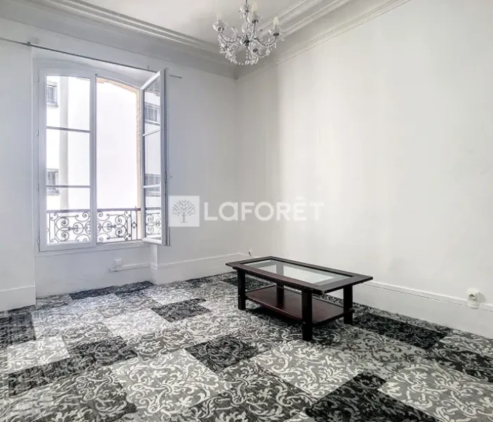 Voir la photo 1/5 du type apartment à Paris
