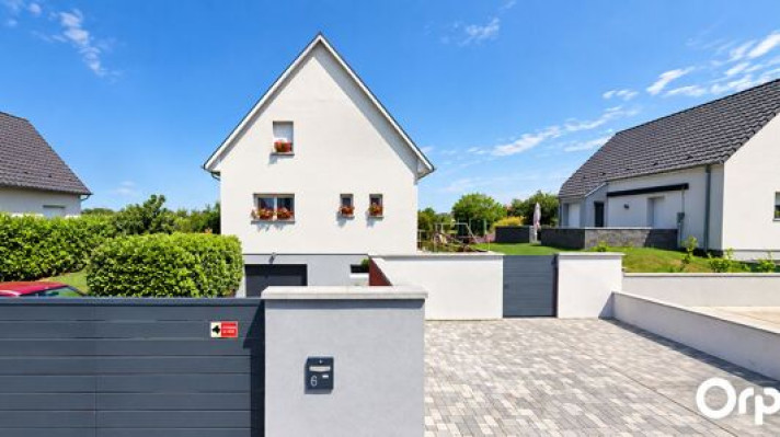 Voir la photo 1/10 du type house à Algolsheim