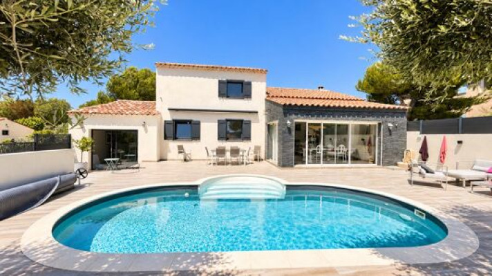 Maison à Carnoux-en-Provence