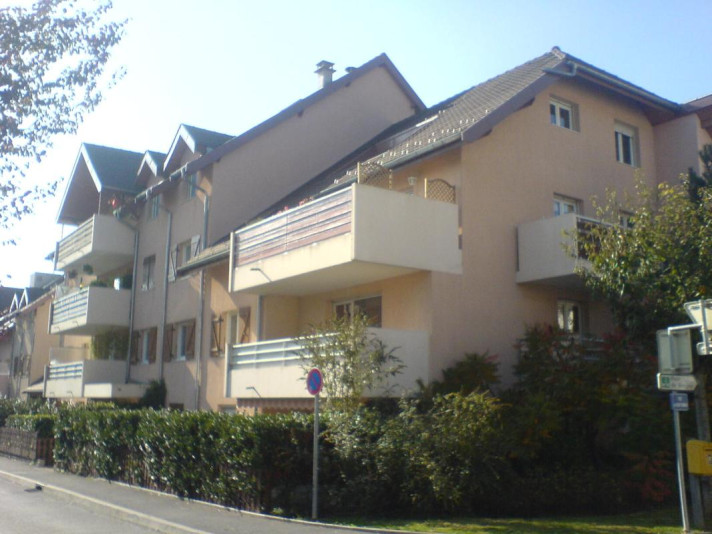Voir la photo 1/2 du type apartment à Annecy