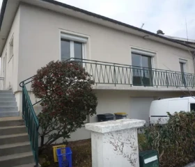Maison à Montamisé