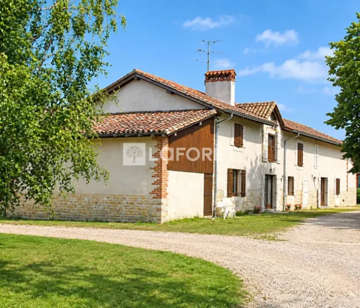 Appartement à Saint-André-sur-Vieux-Jonc