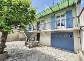 Maison à Puy-l'Évêque