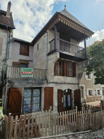 Maison à Hautefort