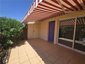 Maison à Saint-Pantaléon-les-Vignes