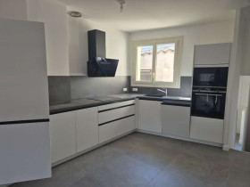 Appartement à Saint-Sulpice-la-Pointe