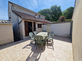 Maison à Saint-Chéron