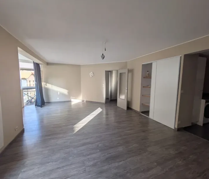 Voir la photo 1/10 du type apartment à Avignon