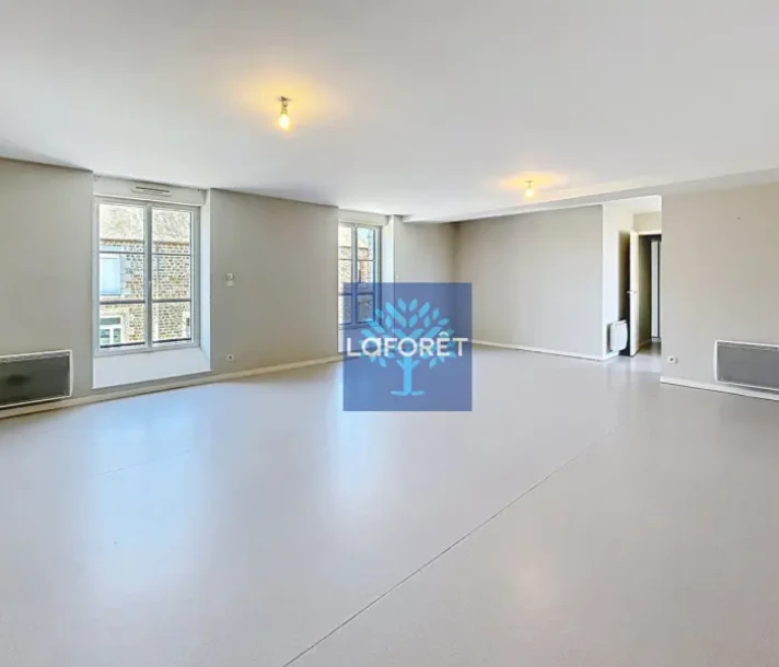 Appartement à Landéan