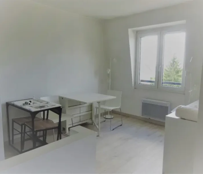 Studio à Mantes-la-Jolie