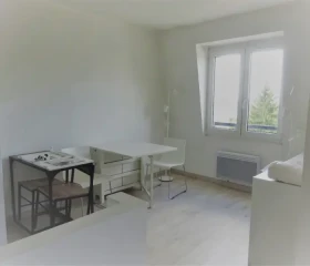Studio à Mantes-la-Jolie