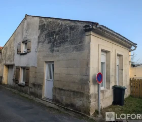 Maison à Burie