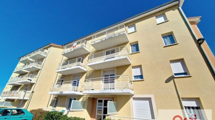 Voir la photo 1/10 du type apartment à Montluçon