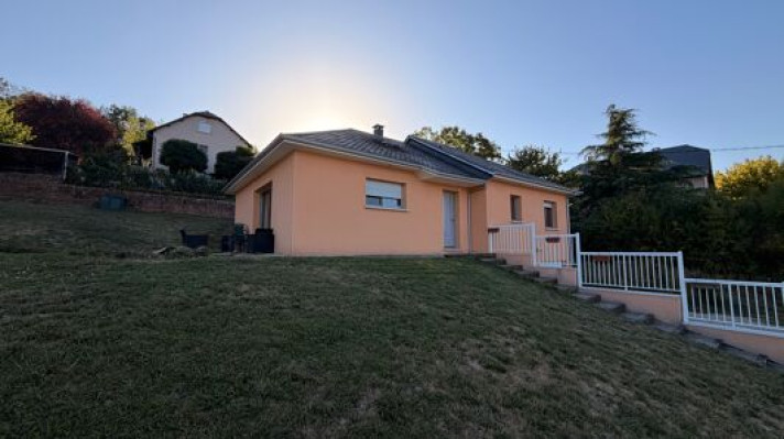 Voir la photo 1/9 du type house à Saint-Christophe-Vallon