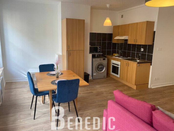 Voir la photo 1/16 du type apartment à Metz