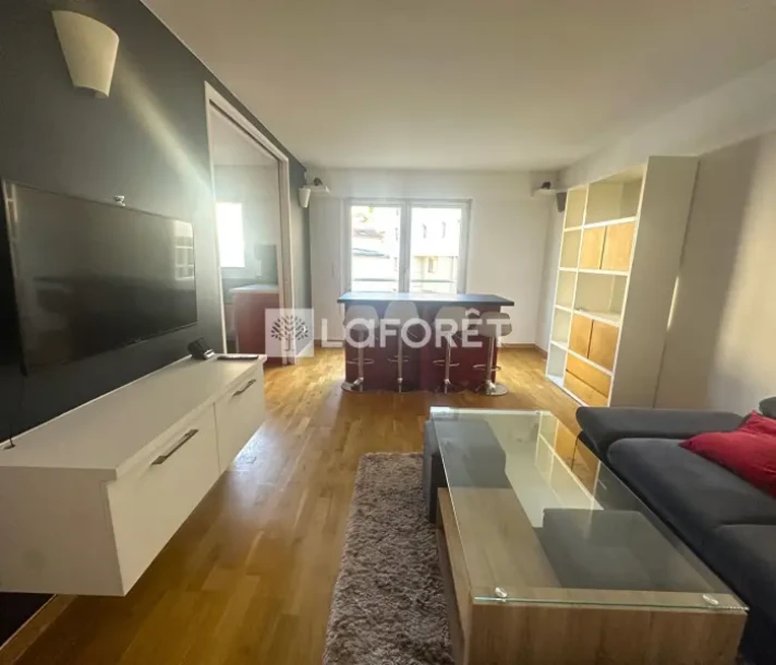 Voir la photo 1/8 du type apartment à Sèvres