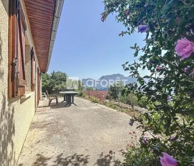 Maison à Parves et Nattages