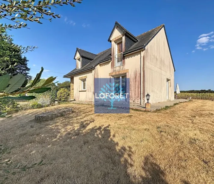 Voir la photo 1/14 du type house à Javené