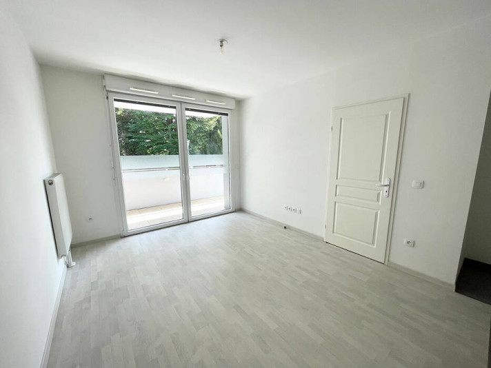 Voir la photo 1/8 du type apartment à Nancy