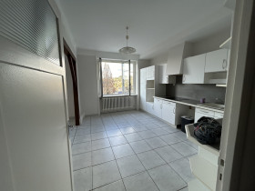 Appartement à Rieupeyroux