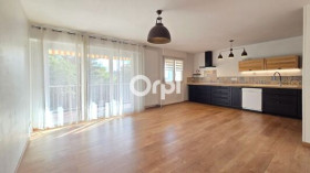 Appartement à Décines-Charpieu