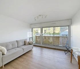 Studio à Courbevoie