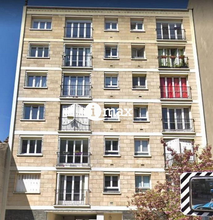 Studio à Courbevoie