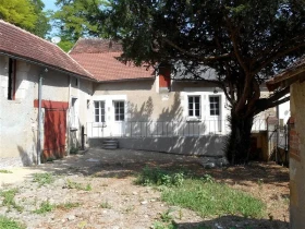 Maison à Saint-Rémy-sur-Creuse