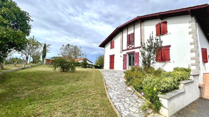 Maison à Bidache