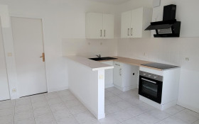 Appartement à Saint-Laurent-d'Andenay