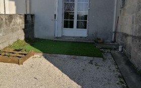 Maison à Nieul-lès-Saintes