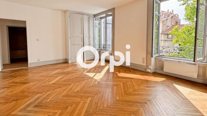 Appartement à Saint-Symphorien-sur-Coise