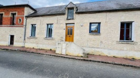 Maison à Festieux