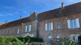 Maison à Pierre-Levée