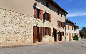 Maison à Creys-Mépieu