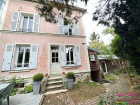 Maison à Poissy