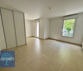 Studio à Mennecy