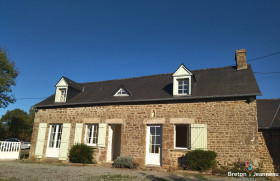 Maison à Montreuil-Poulay