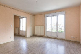 Appartement à Saint-Gaultier